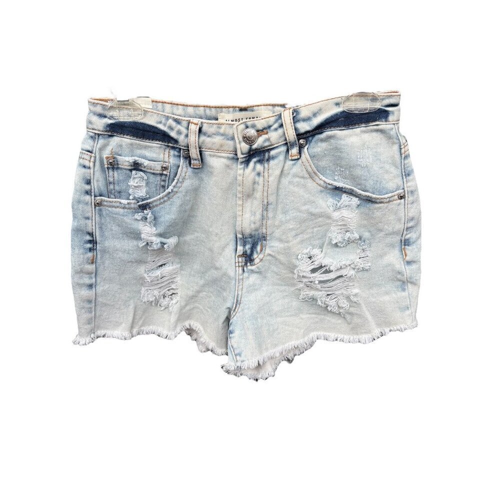 Almost Famous Womens Distressed Denim Mom Shorts Size 5 Light Wash
